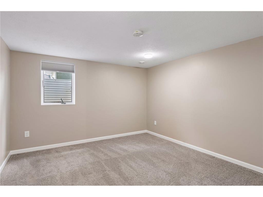 4957 Florida Avenue N Crystal MN 55428 7079647 image30