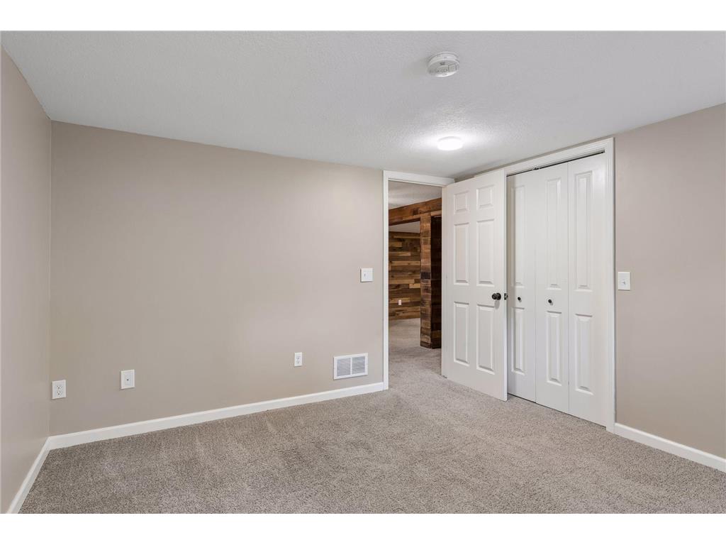 4957 Florida Avenue N Crystal MN 55428 7079647 image31