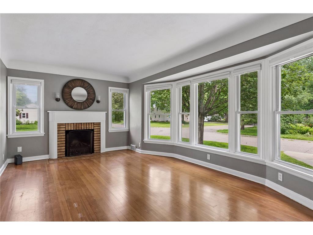 4957 Florida Avenue N Crystal MN 55428 7079647 image4