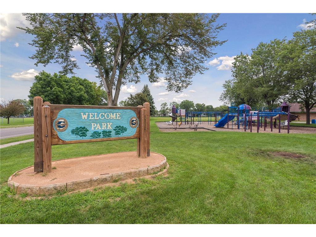 4957 Florida Avenue N Crystal MN 55428 7079647 image51