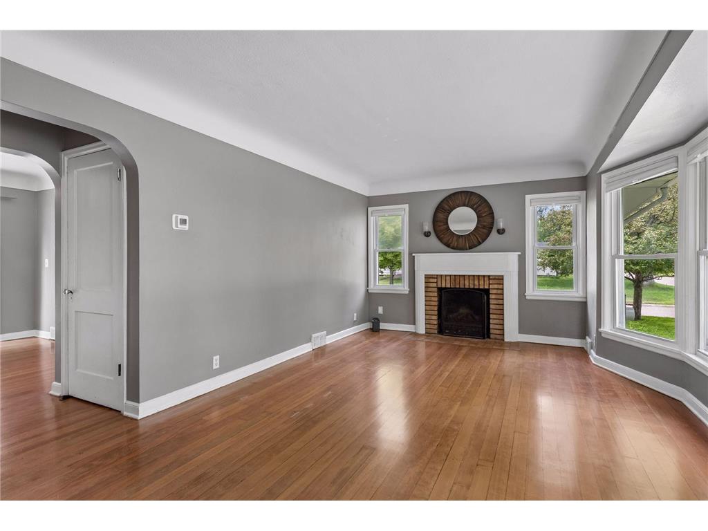 4957 Florida Avenue N Crystal MN 55428 7079647 image6