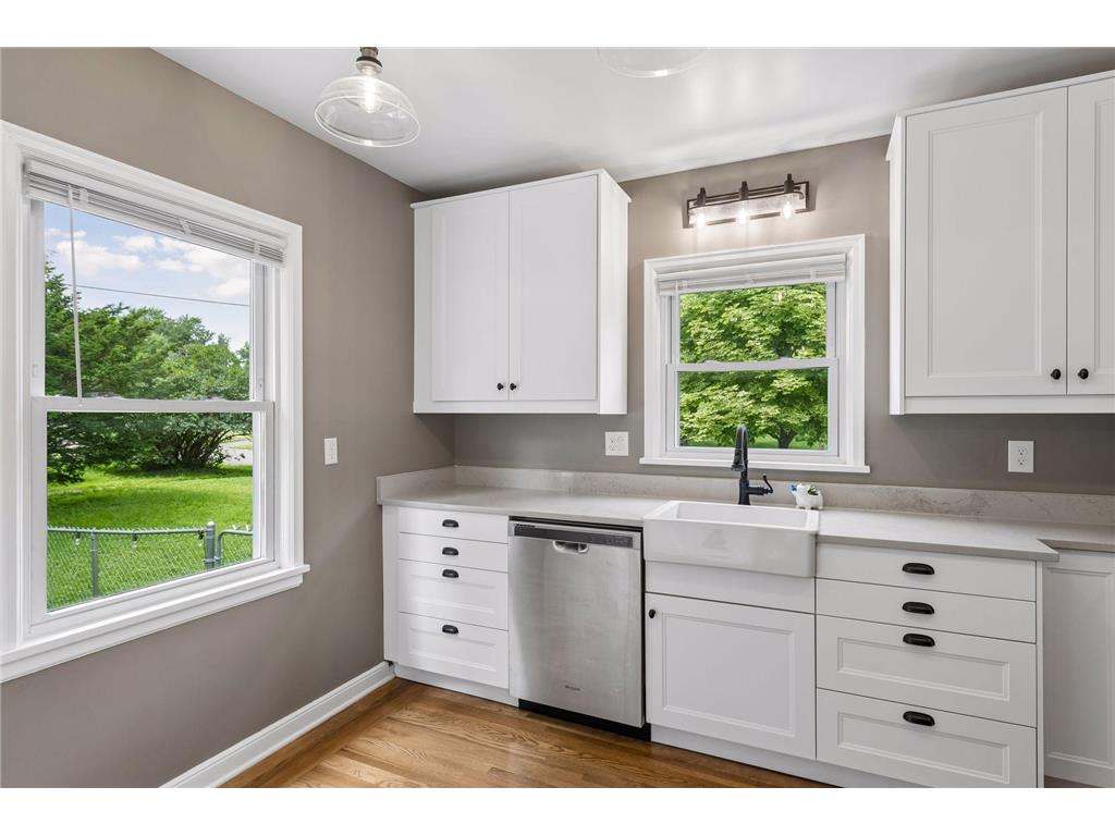 4957 Florida Avenue N Crystal MN 55428 7079647 image9