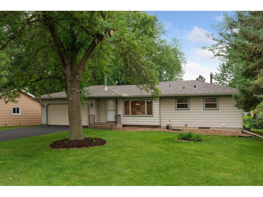 4957 Avenue N, New Hope, MN 55428 MLS 5270353 Edina Realty