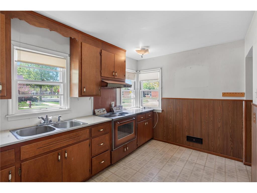 4958 Newton Avenue N Minneapolis MN 55430 7072557 image3