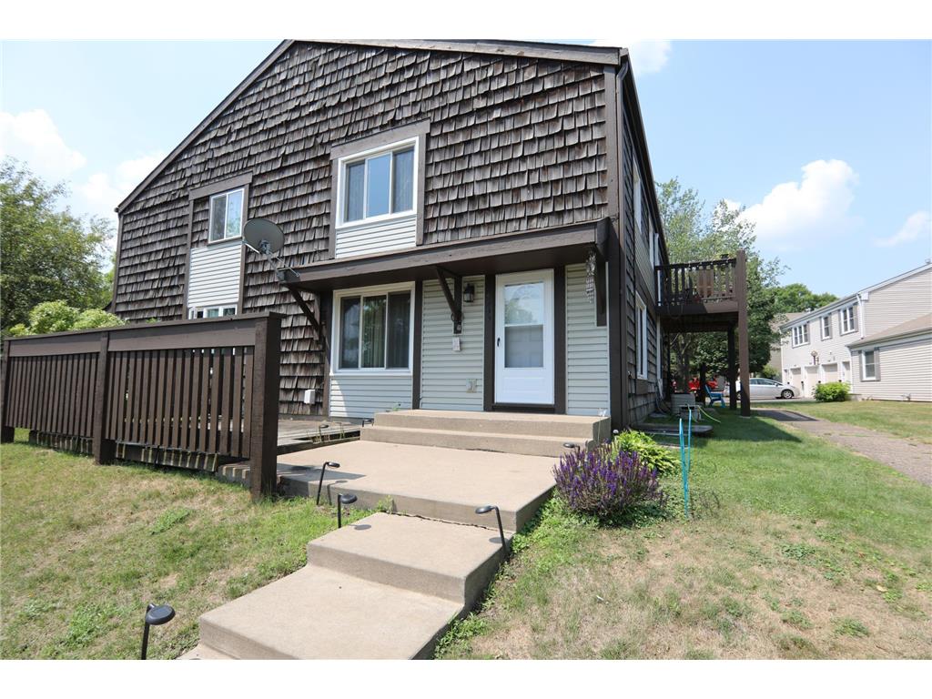 4966 Grenwich Trail N Oakdale MN 55128 6344132 image1