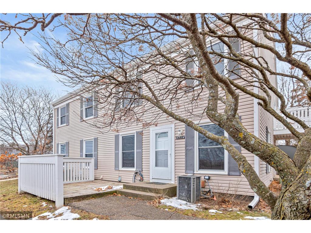 4974 Grenwich Trail N Oakdale MN 55128 6639931 image1