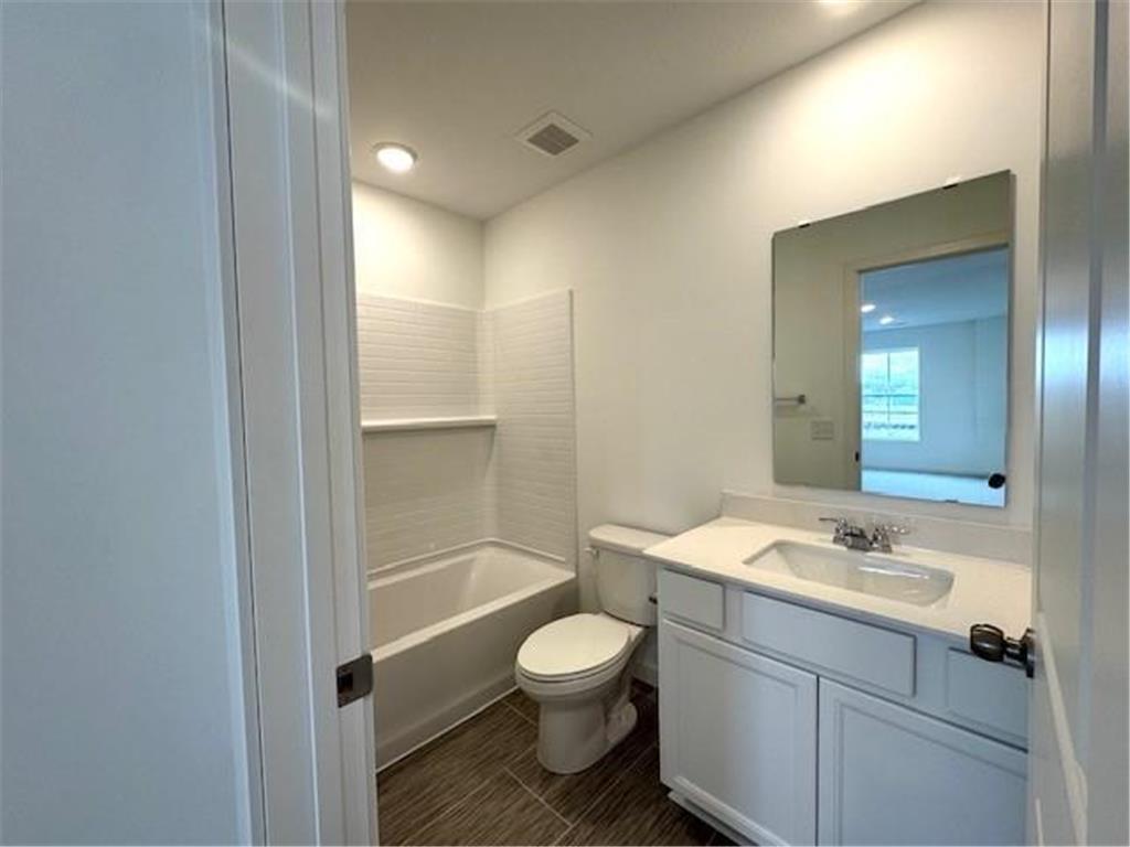 4975 Airlake Drive Woodbury MN 55129 7087369 image19