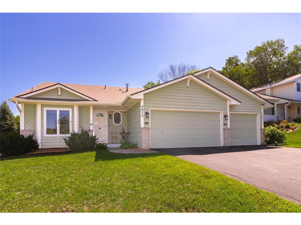 4975 Heather Ridge Road N, Oakdale, MN, 55128 MLS 6416650 Edina Realty