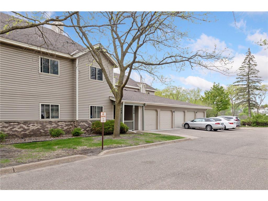 498 Etna Street #203 Saint Paul MN 55106 6712391 image1