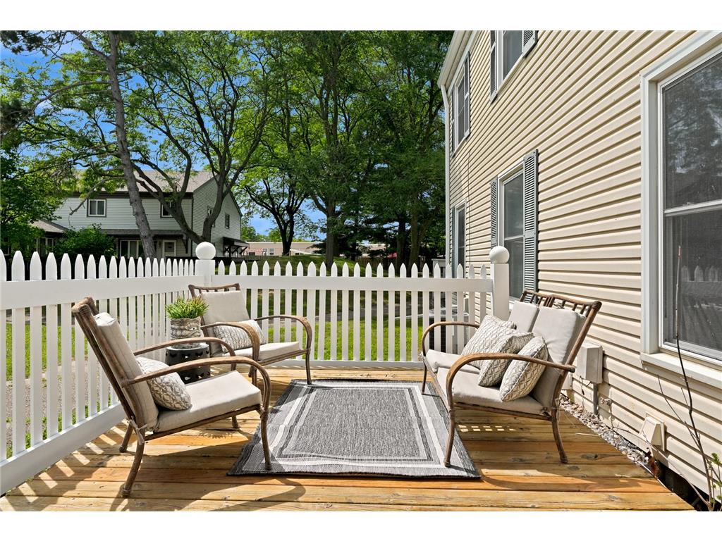 4980 Grenwich Trail N Oakdale MN 55128 7114129 image24