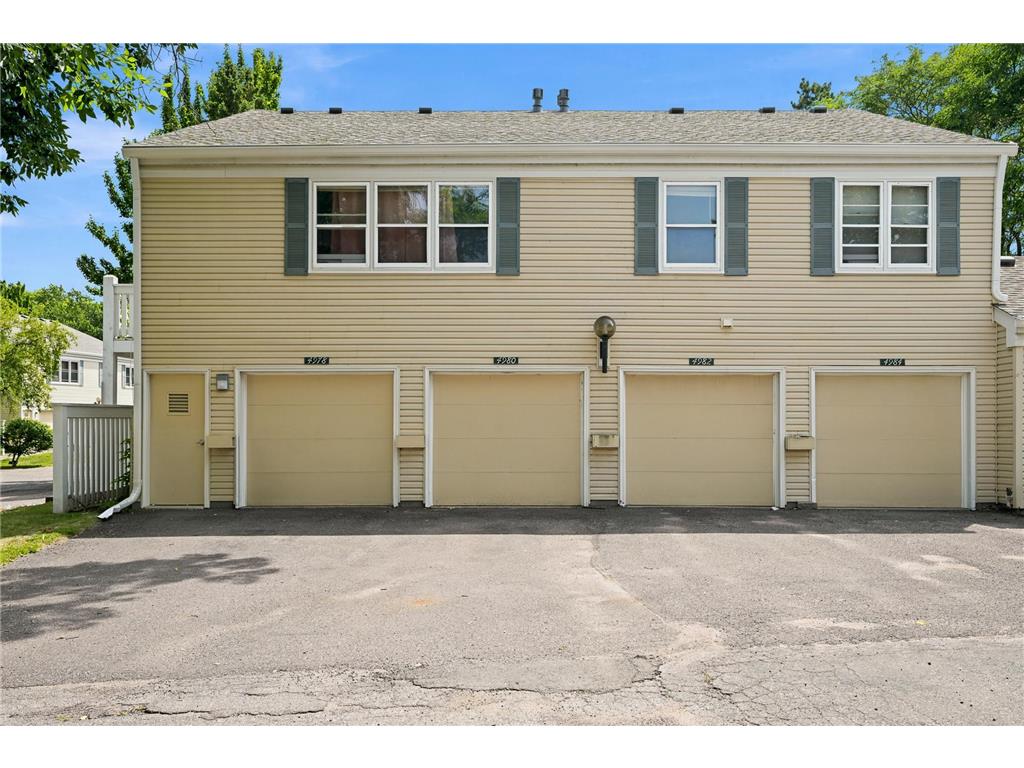 4980 Grenwich Trail N Oakdale MN 55128 7114129 image28