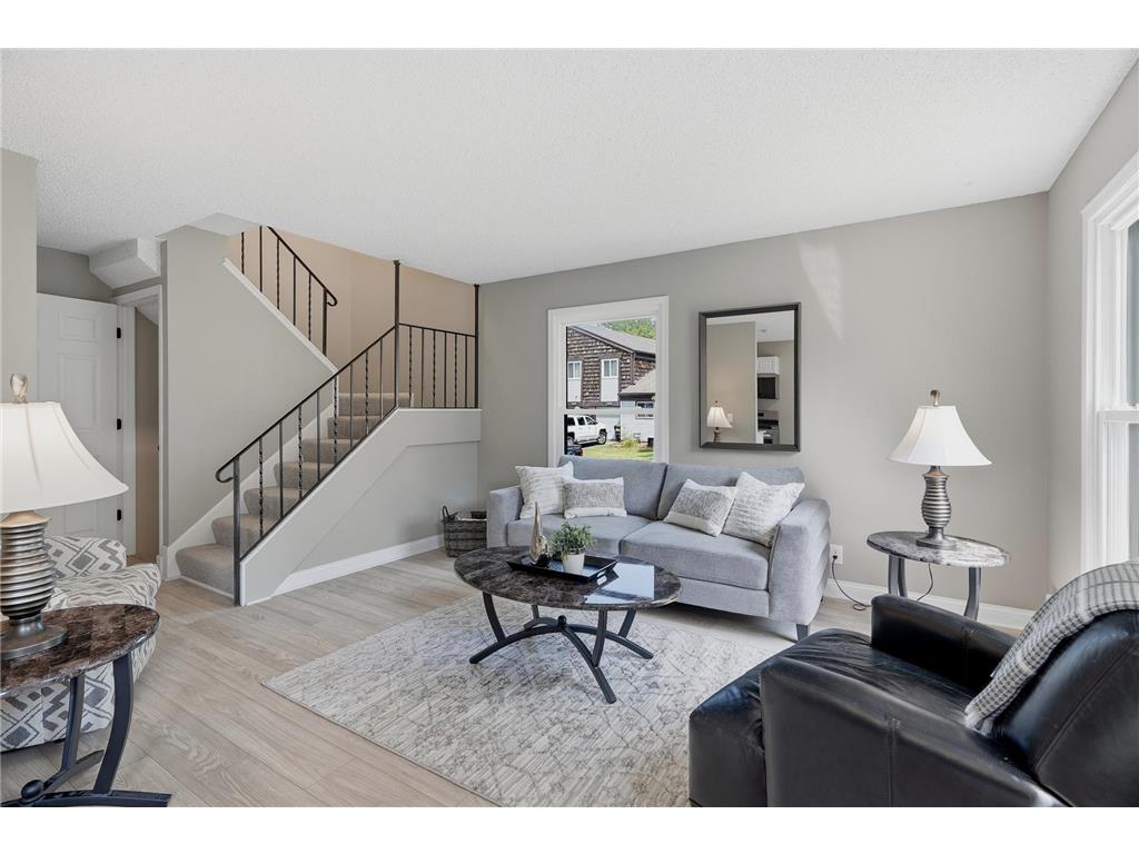4980 Grenwich Trail N Oakdale MN 55128 7114129 image3