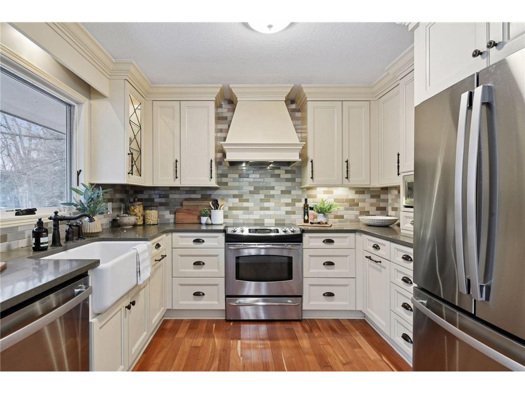 499 Wheeler Drive Excelsior MN 55331 7000715 image1