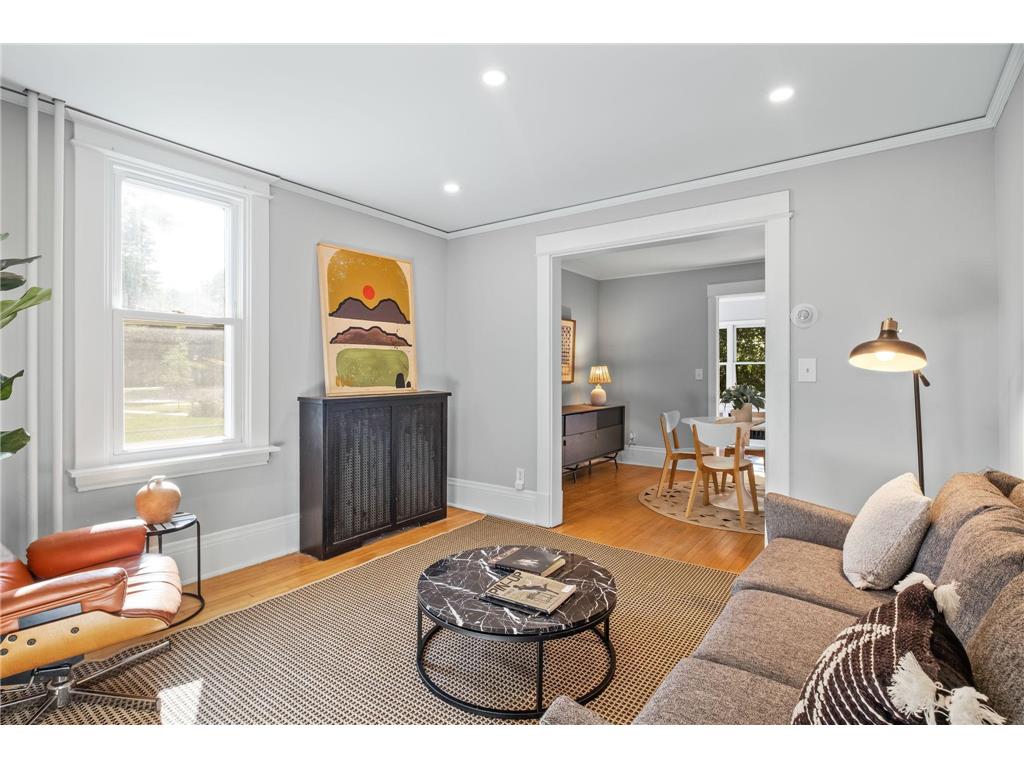 499 Wheelock Parkway W, Saint Paul, MN, 55117 MLS 6424691 Edina Realty