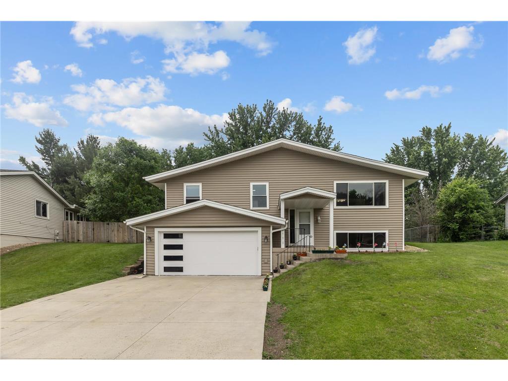 4990 148th Path W Apple Valley MN 55124 7085091 image1