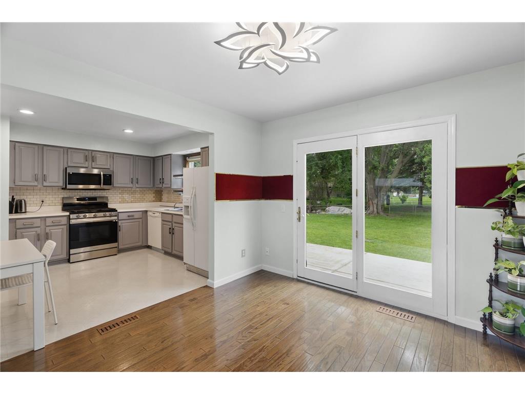 4990 148th Path W Apple Valley MN 55124 7085091 image11