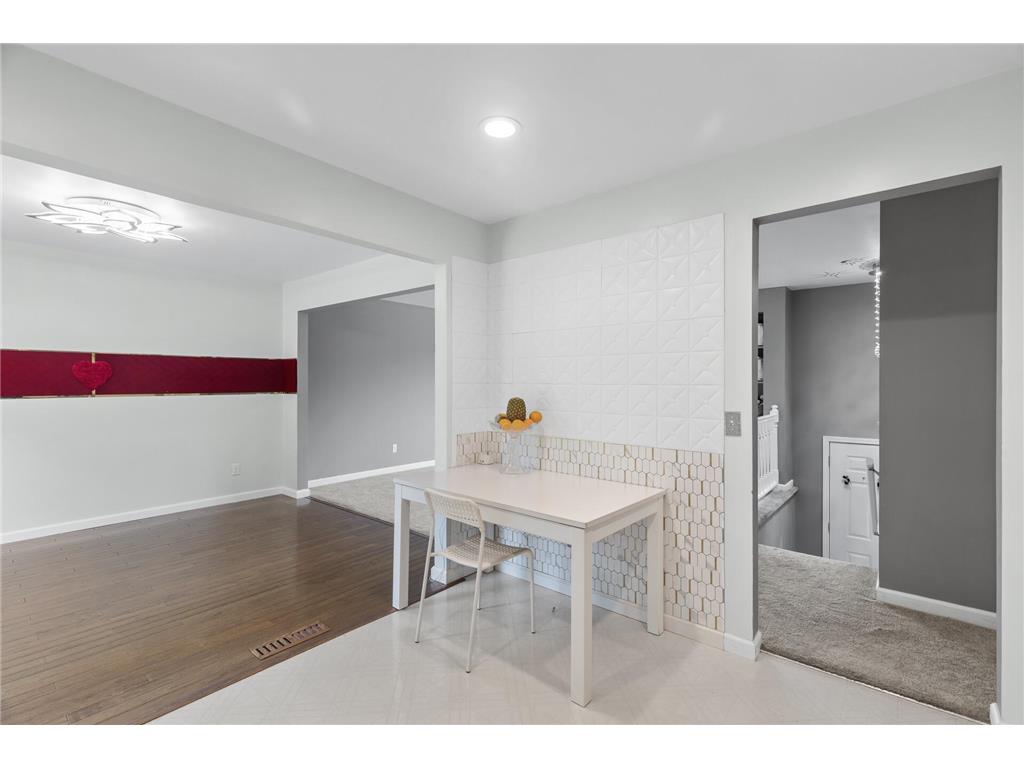 4990 148th Path W Apple Valley MN 55124 7085091 image15
