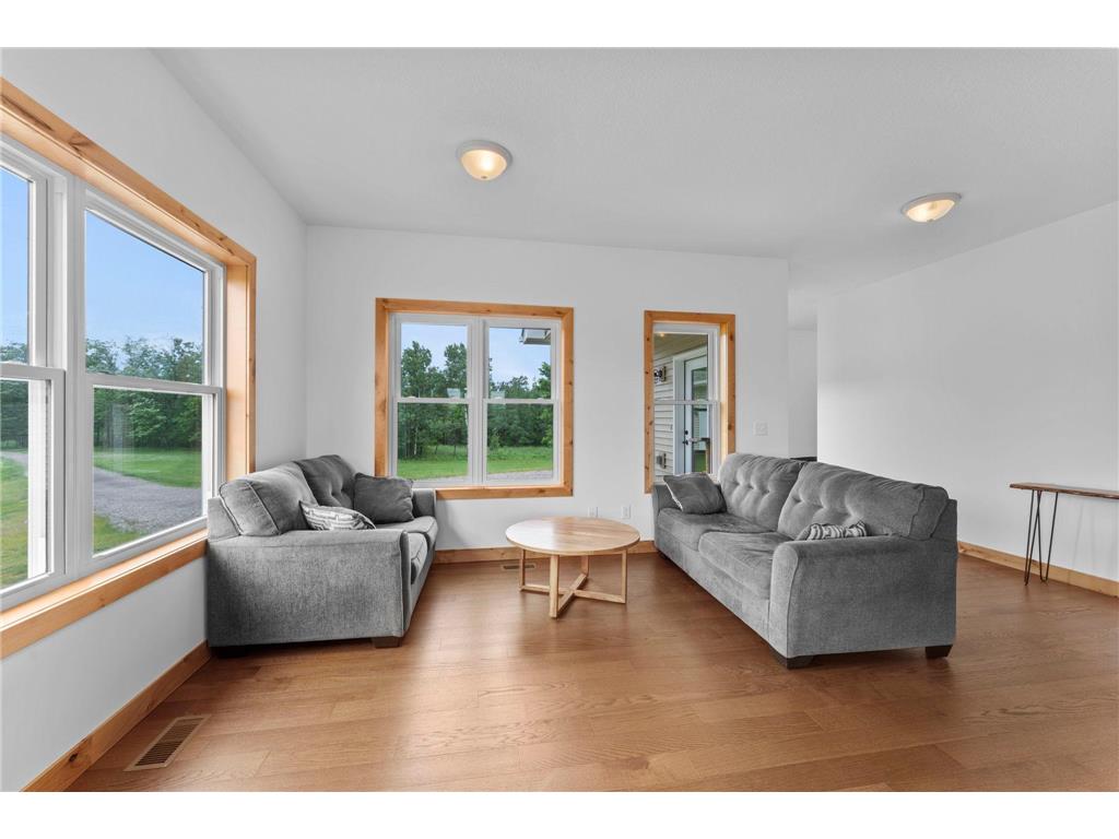 4992 W Birchview Road Grasston MN 55030 7086732 image16