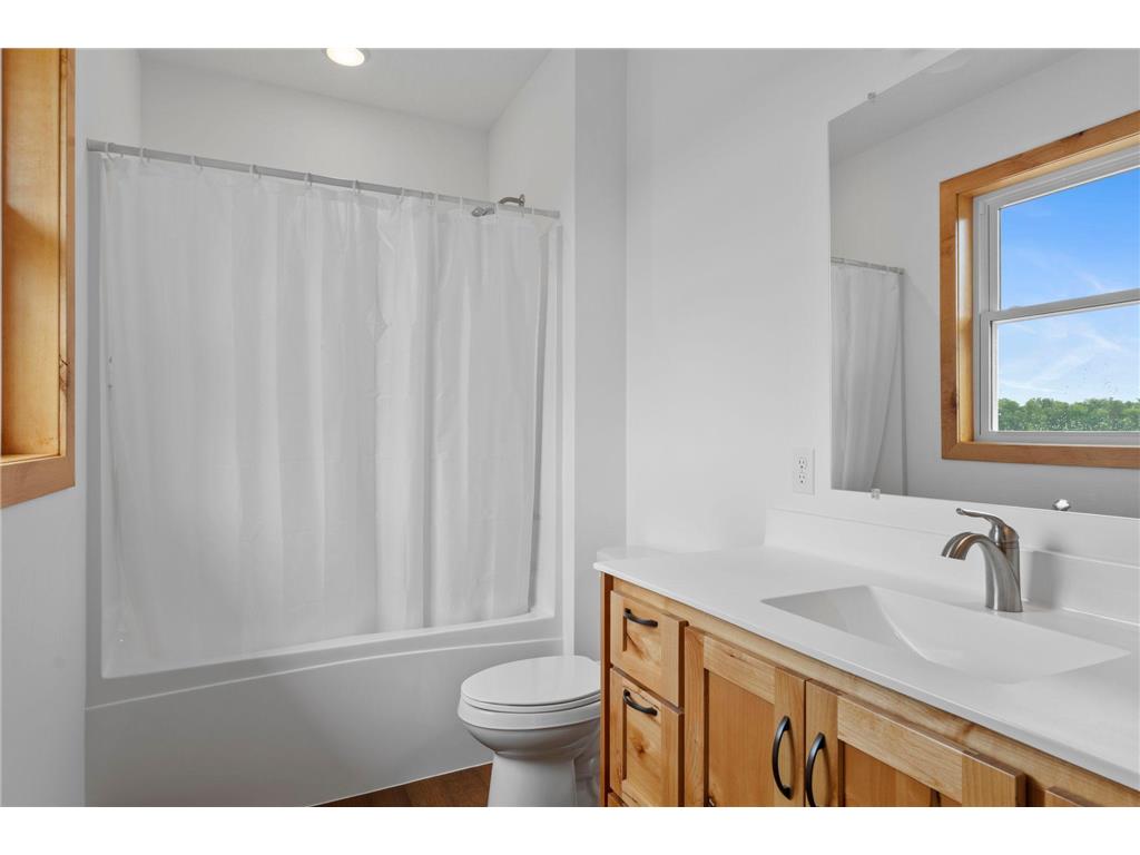 4992 W Birchview Road Grasston MN 55030 7086732 image34
