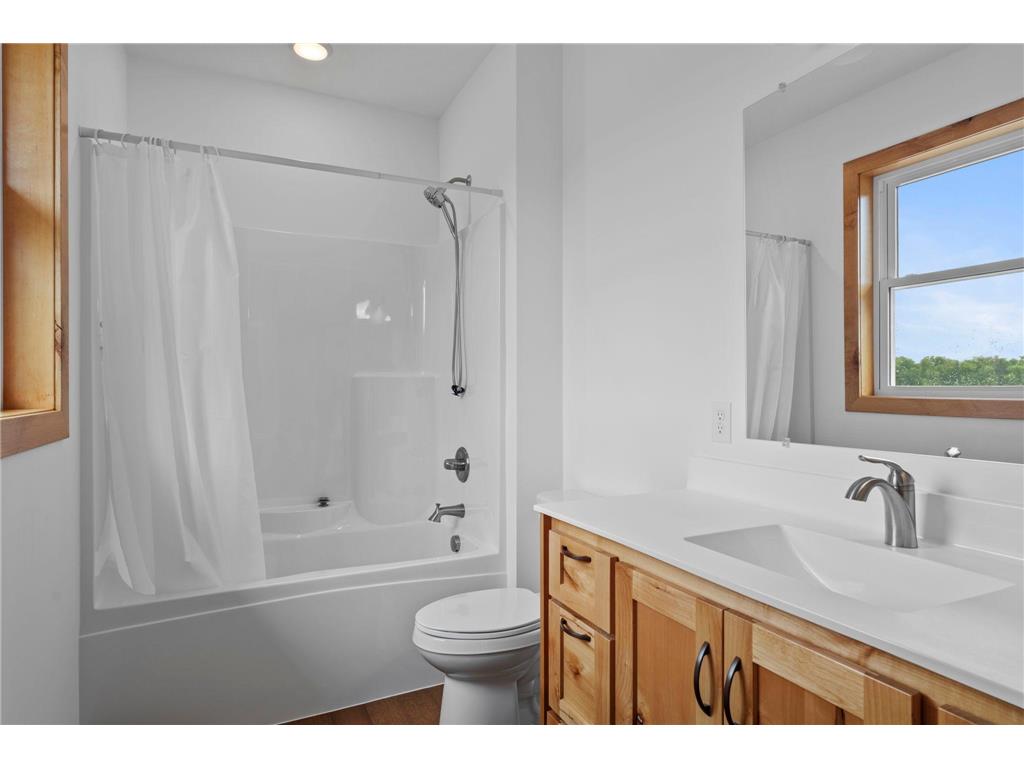 4992 W Birchview Road Grasston MN 55030 7086732 image35