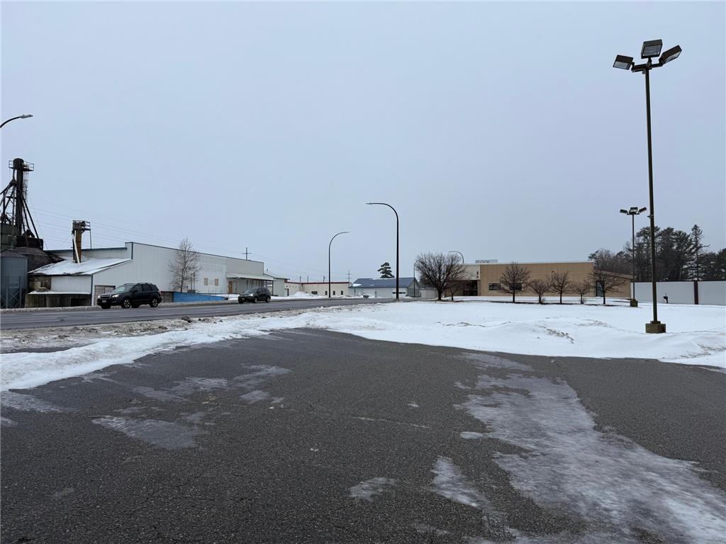4th Street HIghway 2 NW Grand Rapids MN 55744 7005881 image2
