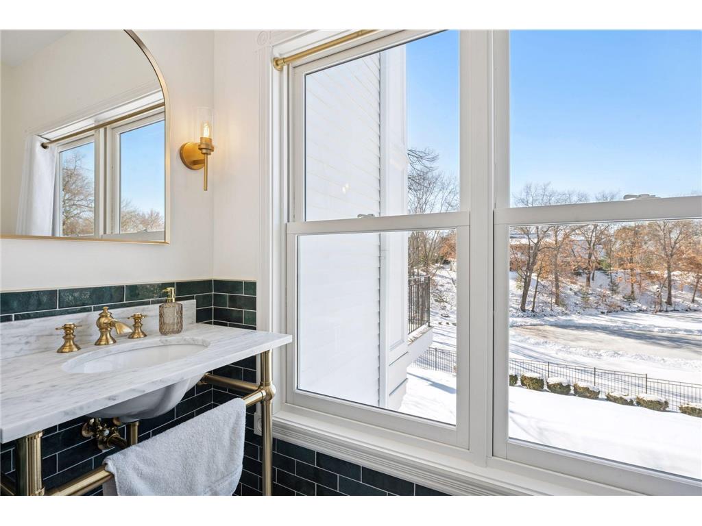 5 Cooper Avenue Edina MN 55436 7029086 image27