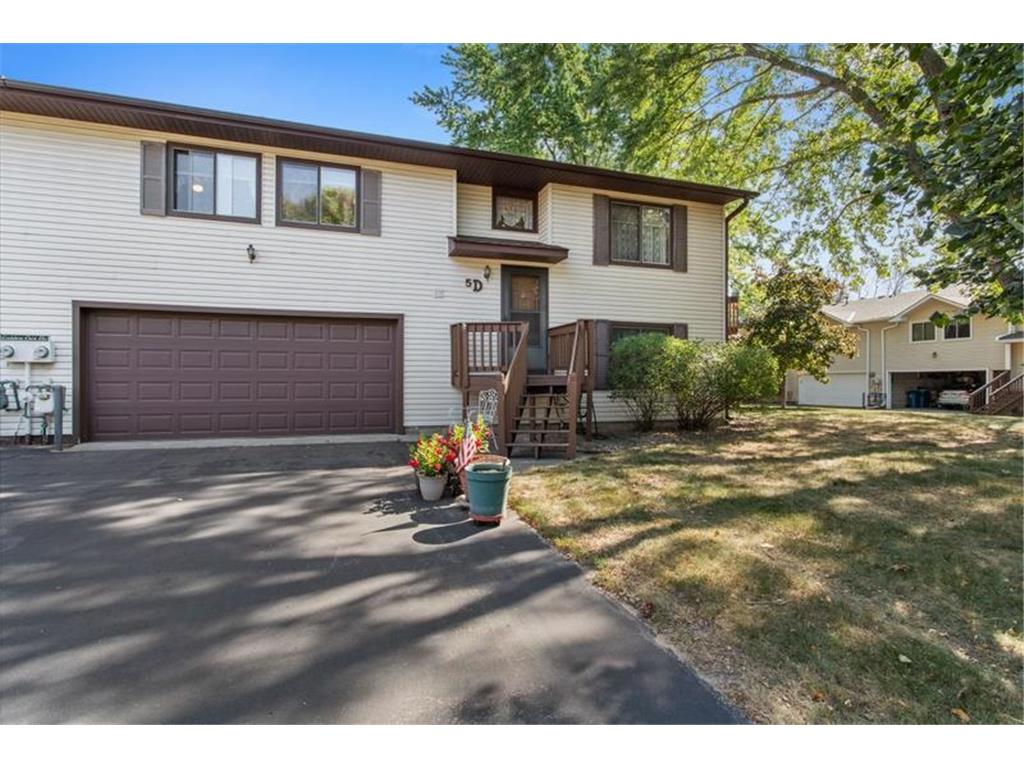 5 Golden Oak Drive D, Circle Pines, MN, 55014 MLS 6432789 Edina