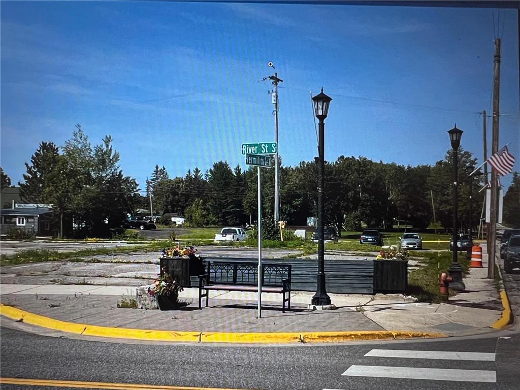 5 S River Street Cook MN 55723 6574017 image1