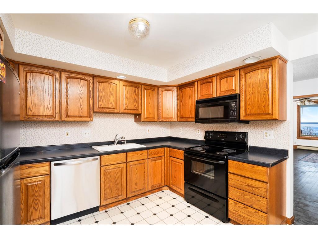 5 W 7th Street Duluth MN 55806 7072481 image23