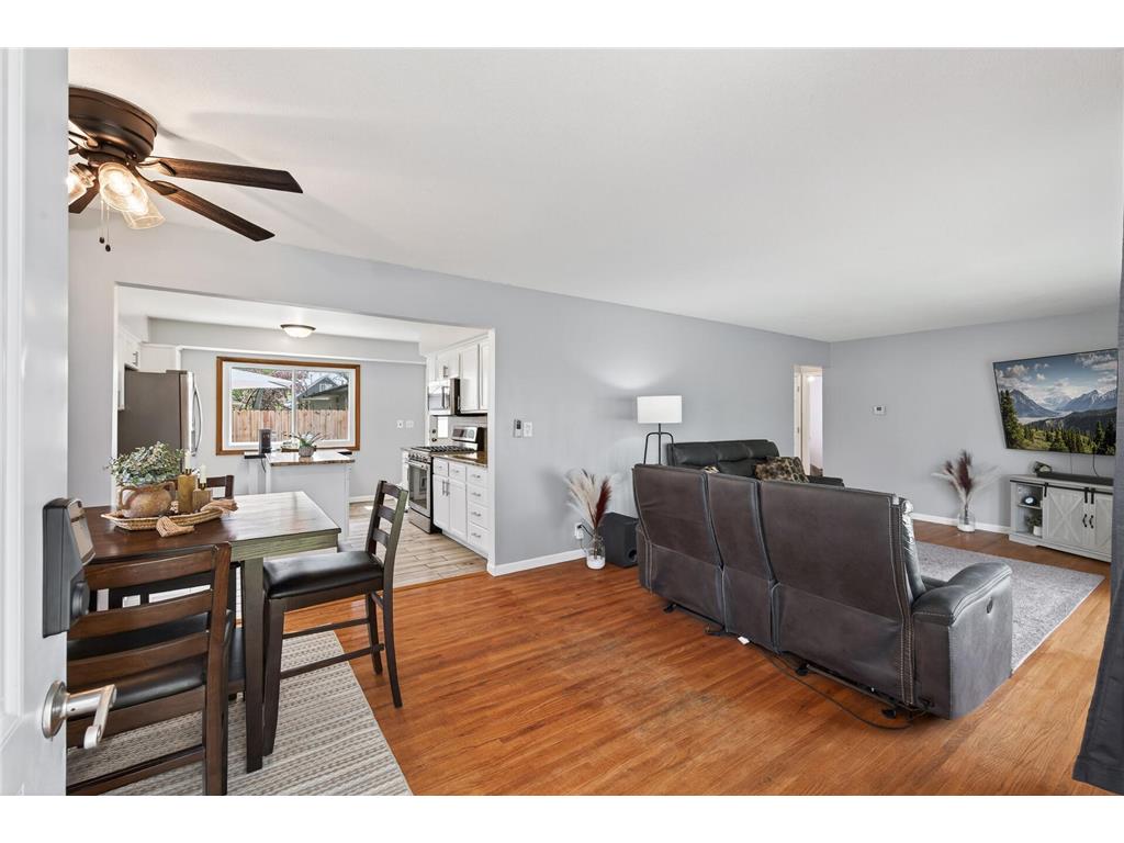 50 98th Avenue NE Blaine MN 55434 7072440 image2