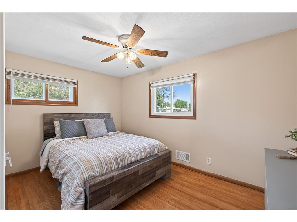 50 98th Avenue NE Blaine MN 55434 7072440 image9