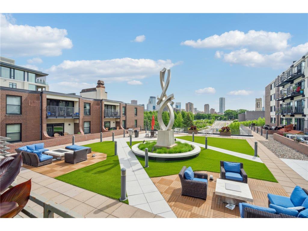 50 Groveland Terrace #C101 Minneapolis MN 55403 6428527 image1