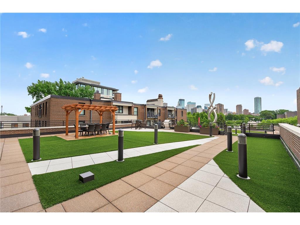 50 Groveland Terrace #C208 Minneapolis MN 55403 7070294 image1