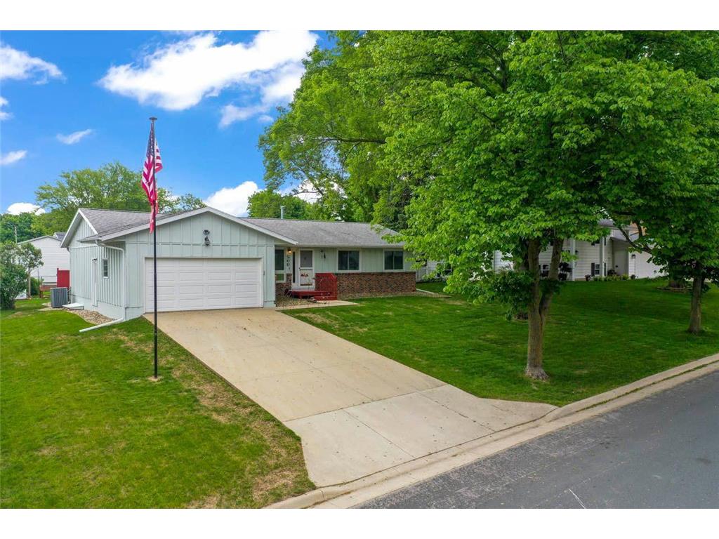 500 10th Avenue NE, Stewartville, MN 55976 MLS 6377745 Edina Realty