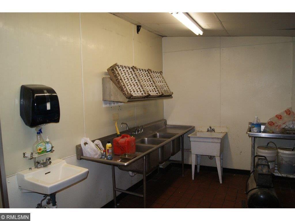 500 1st Street E Park Rapids MN 56470 - Fish Hook 6023499 image9