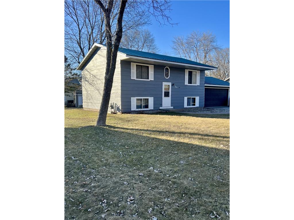 500 33rd Street NW Willmar MN 56201 6499285 image1