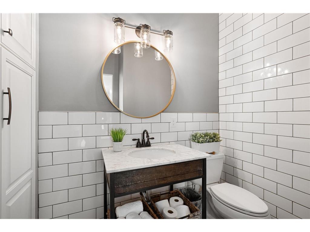500 36th Street NW Austin MN 55912 7100400 image36