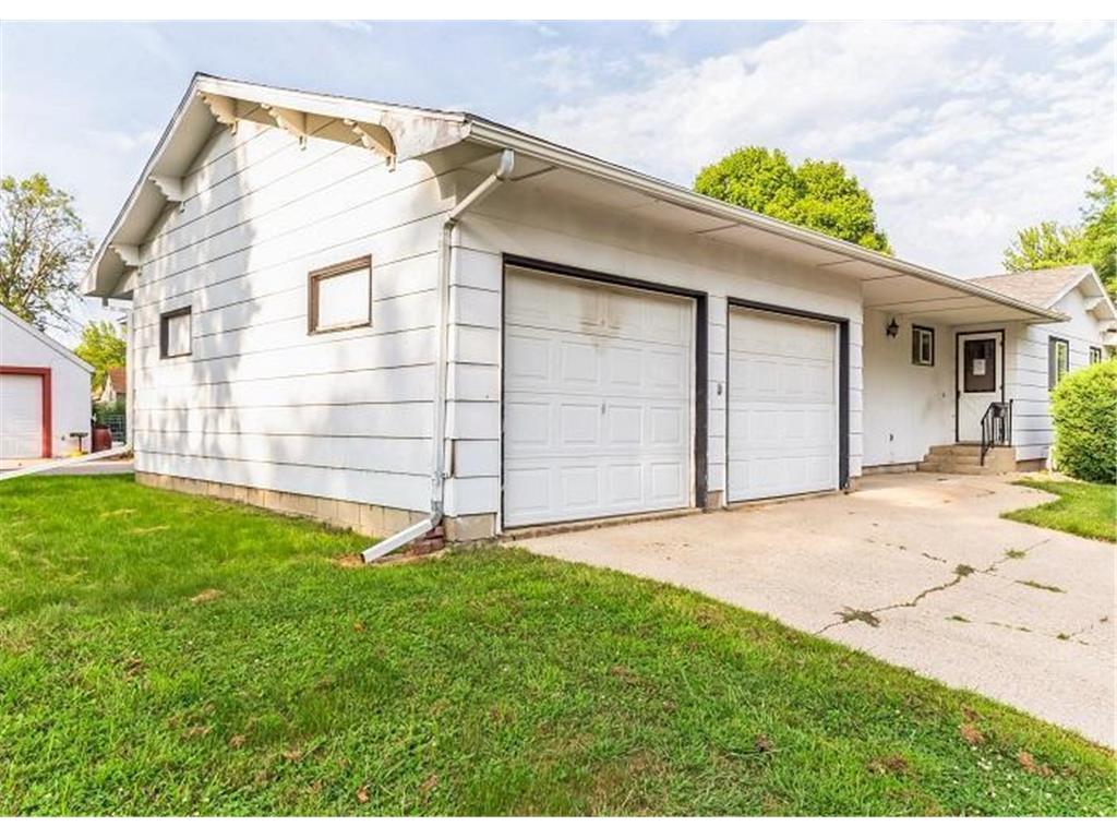 500 3rd Avenue NW Sleepy Eye MN 56085 6597598 image1