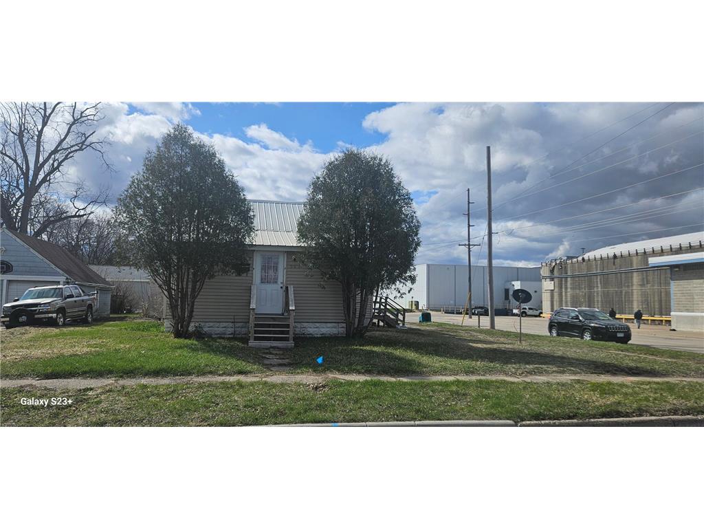 500 6th Street SW Waseca MN 56093 6722097 image1