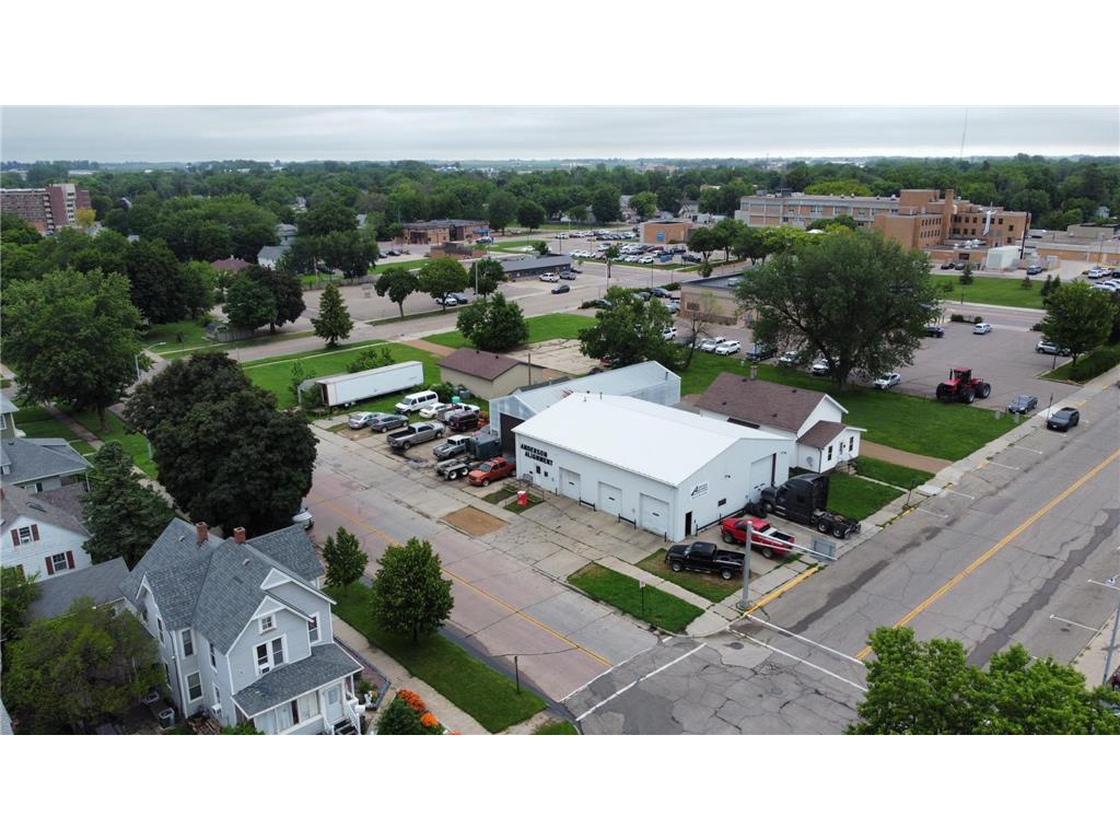 500 9th Street Worthington MN 56187 6745818 image1