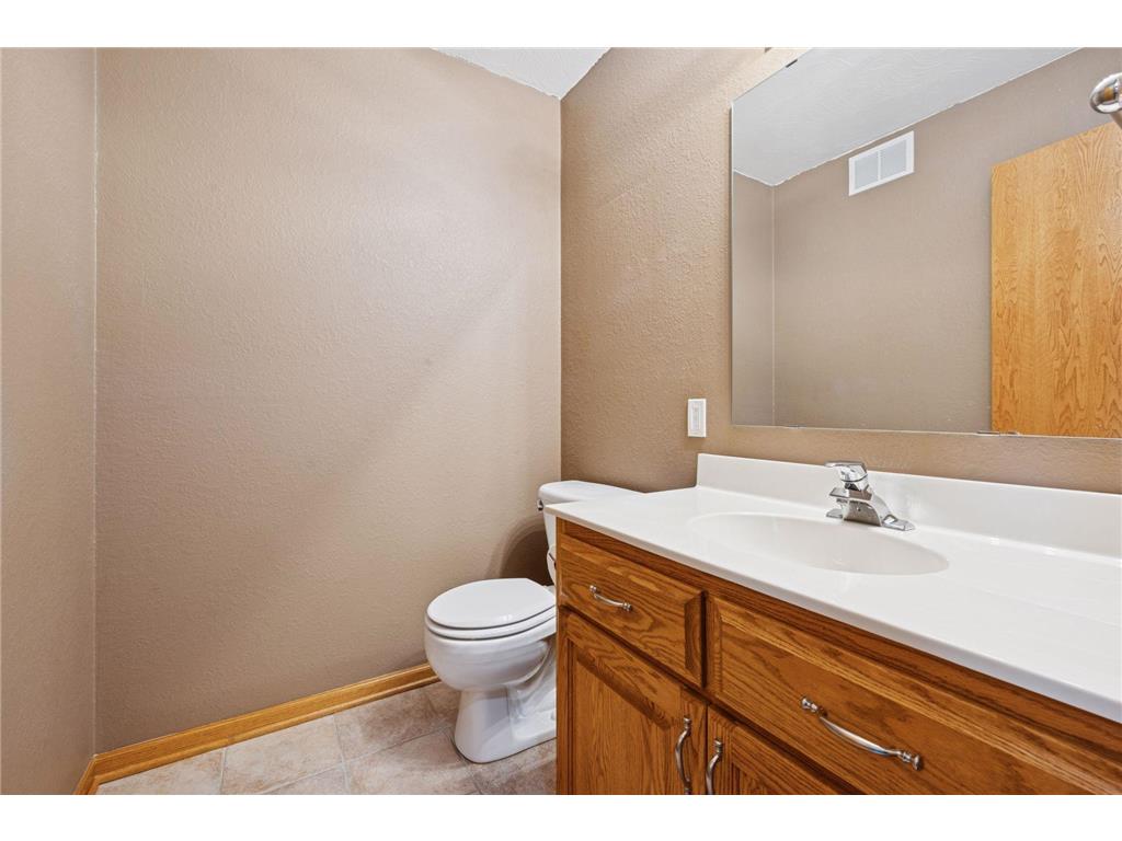 500 Chatfield Lane Belle Plaine MN 56011 6798215 image18