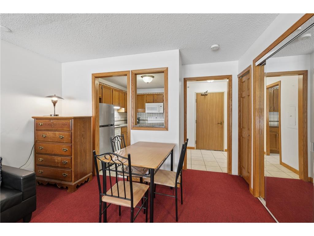 500 County Road B W #111 Roseville MN 55113 7080892 image12