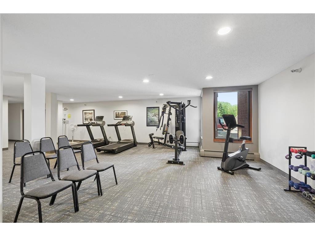 500 County Road B W #111 Roseville MN 55113 7080892 image18