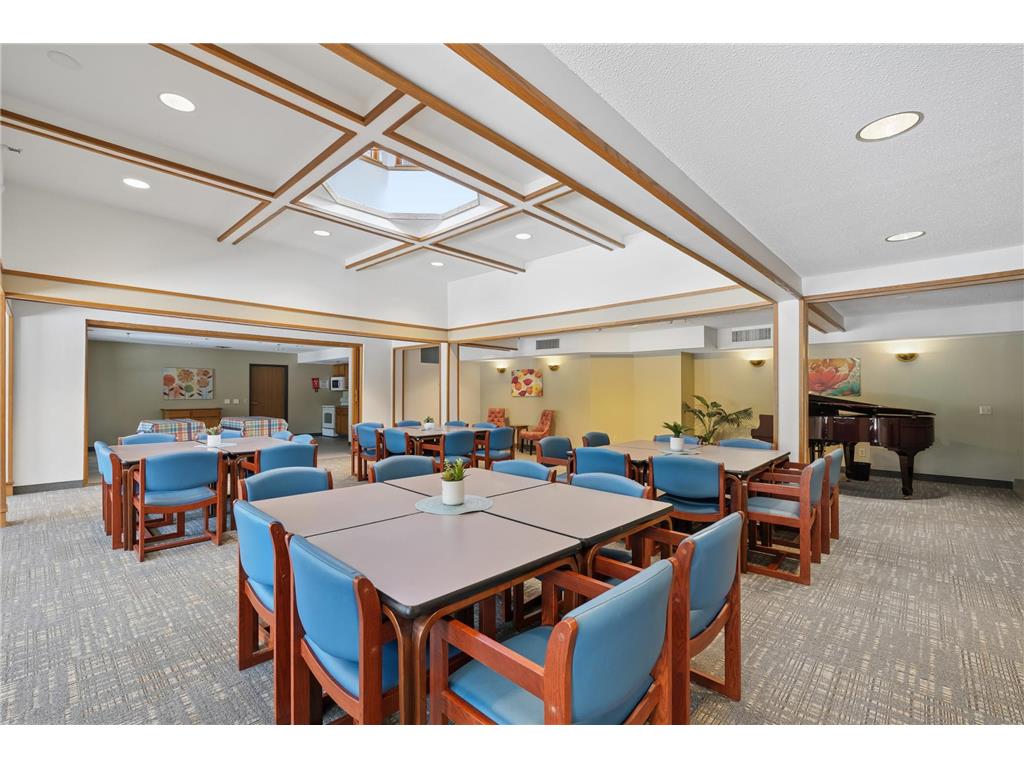 500 County Road B W #111 Roseville MN 55113 7080892 image20