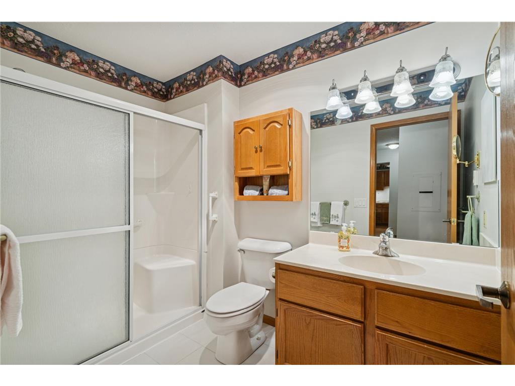 500 County Road B W #122 Roseville MN 55113 6819071 image18