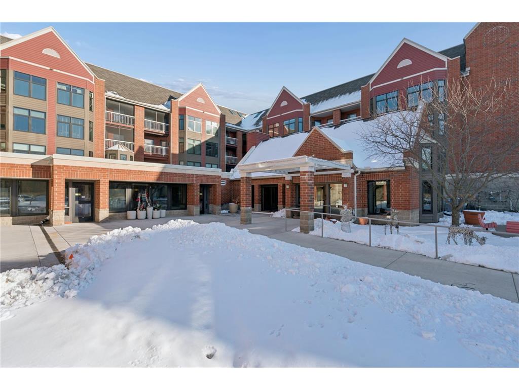 500 County Road B W #134 Roseville MN 55113 7025035 image1