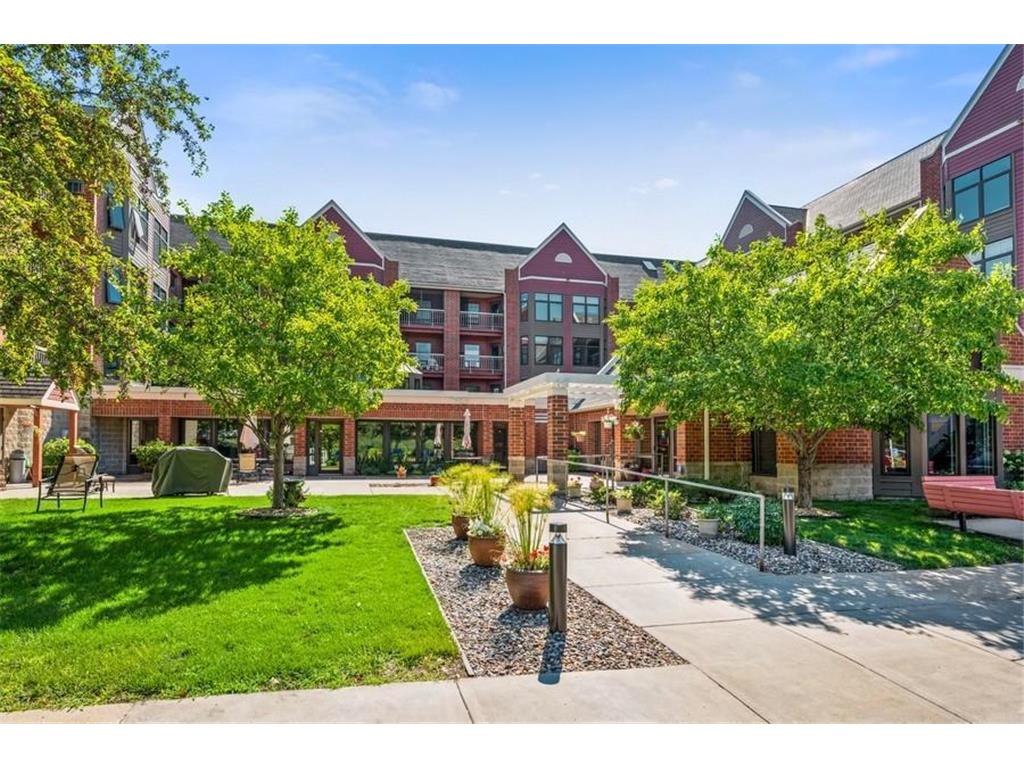 500 County Road B W 221, Roseville, MN, 55113 MLS 6221282 Edina