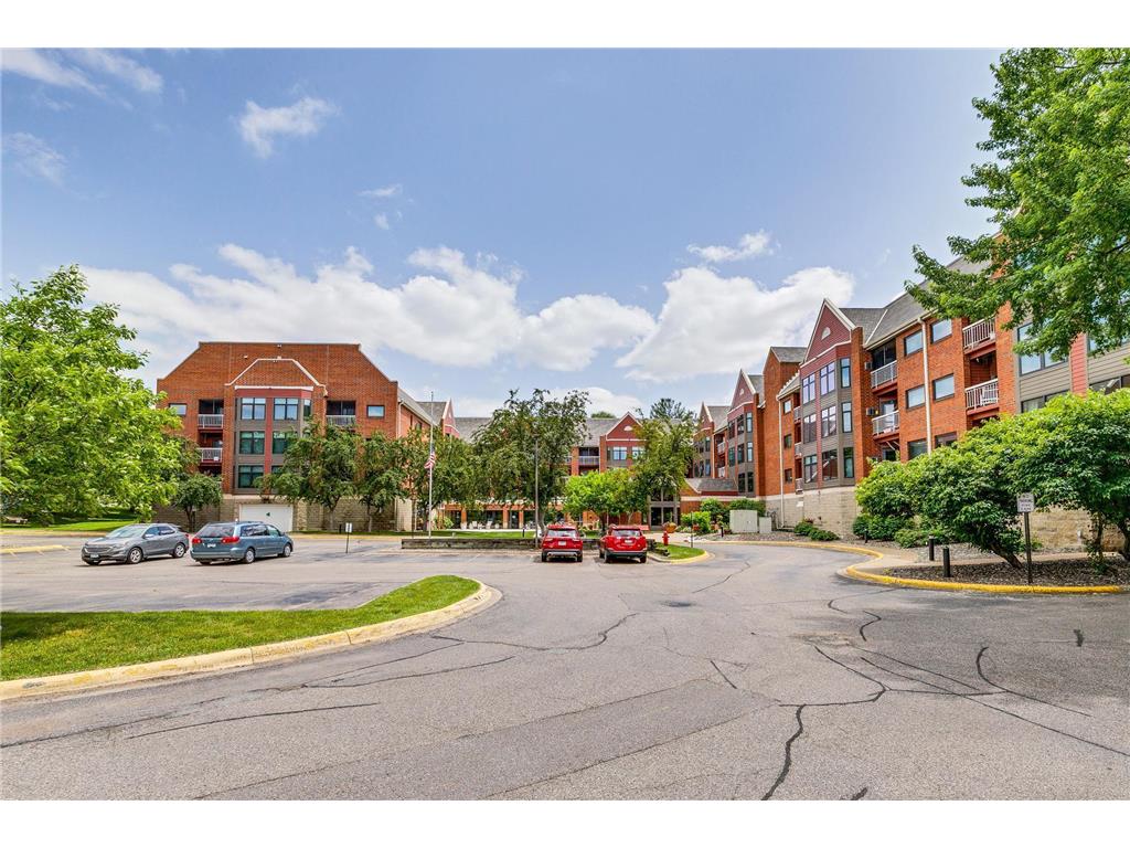 500 County Road B W #309 Roseville MN 55113 6772680 image28