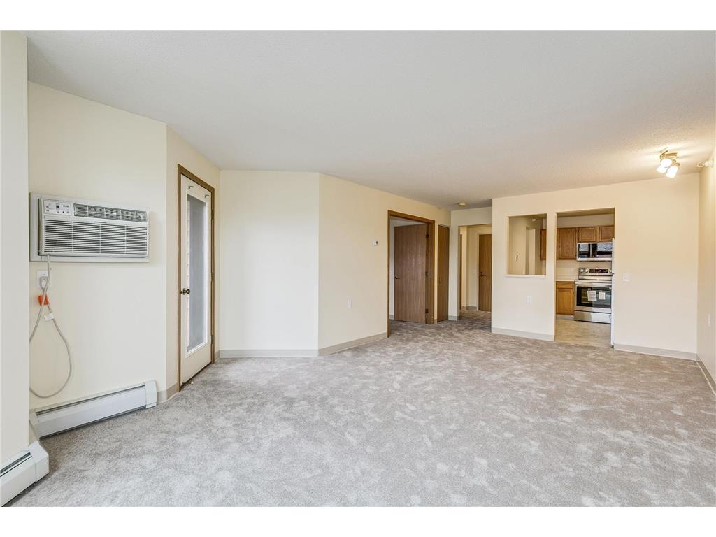 500 County Road B W #309 Roseville MN 55113 6772680 image8