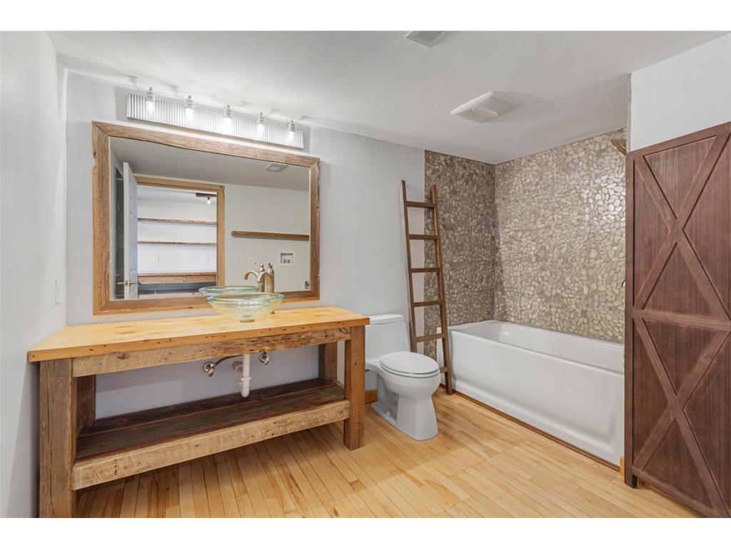 500 Division Street S #7 Northfield MN 55057 6823984 image17